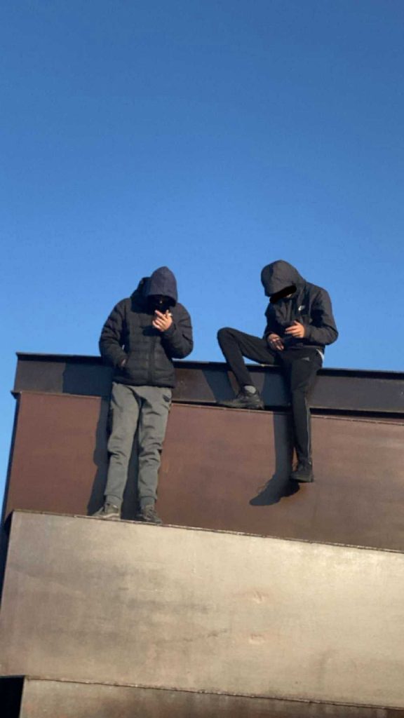 6cfe1ffb D987 48db B5aa D5f9b1a98a47 576x1024